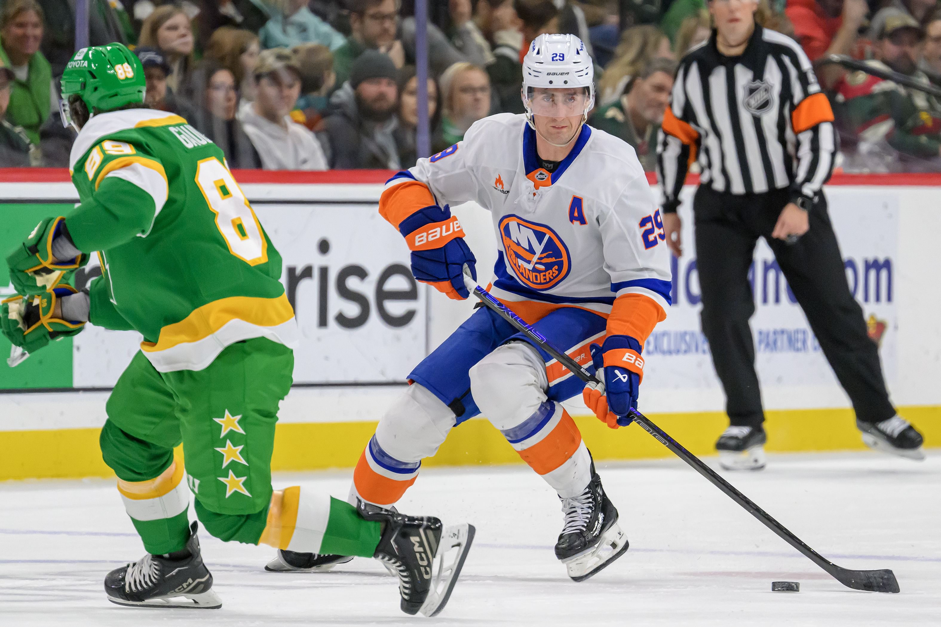 NHL: New York Islanders at Minnesota Wild - Source: Imagn