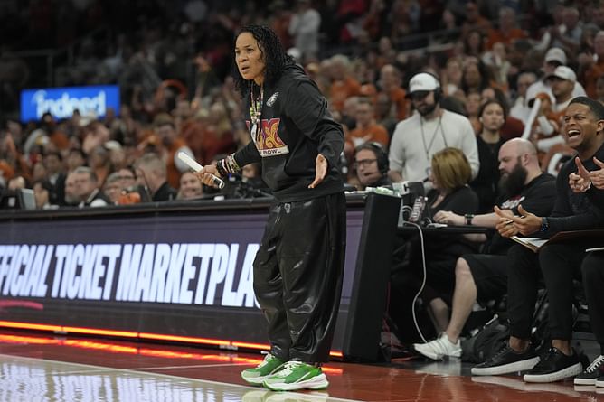 “We had nobody to stop her”: Dawn Staley reviews Texas star’s “unstoppable” display vs South Carolina
