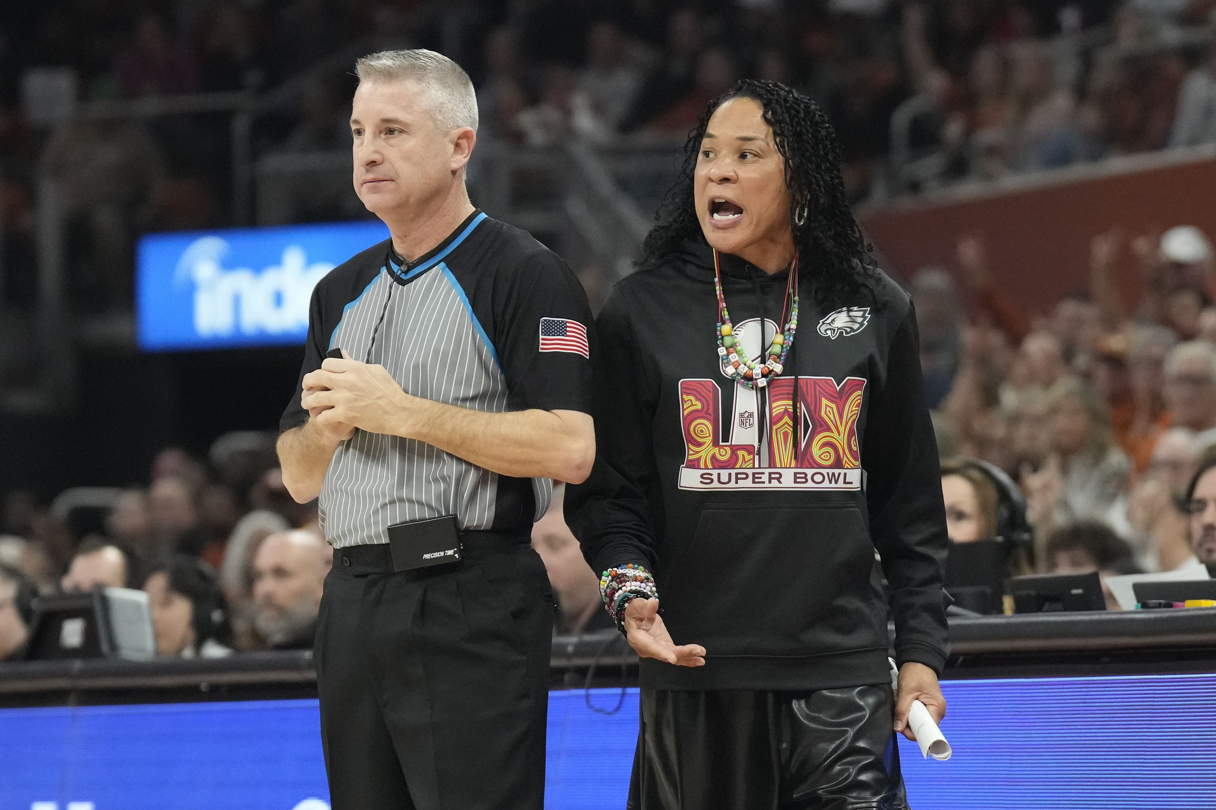 South Carolina Gamecocks head coach Dawn Staley argues with an official during the first half at Moody Center. Photo: Imagn