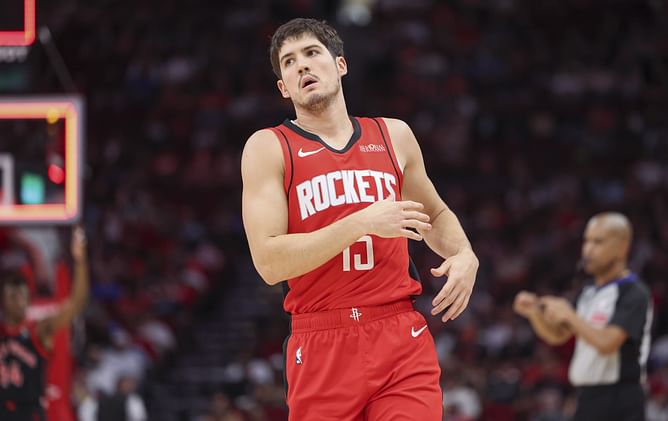 Reed Sheppard stats tonight: How did the Rockets rookie fare against Steph Curry's Warriors (Feb. 13)