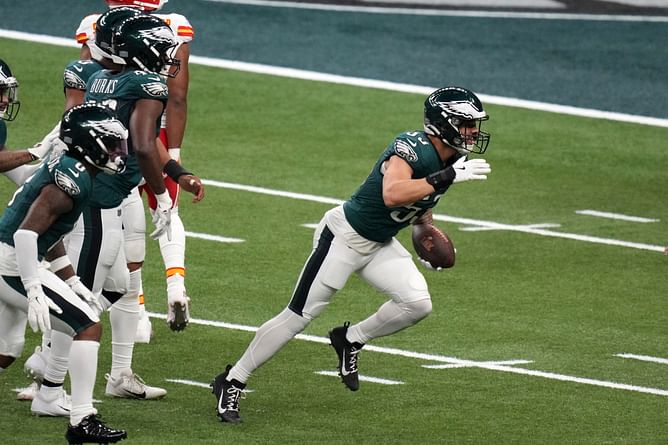 Eagles GM Howie Roseman aiming to “make a concerted effort” to re-sign Zack Baun in free agency