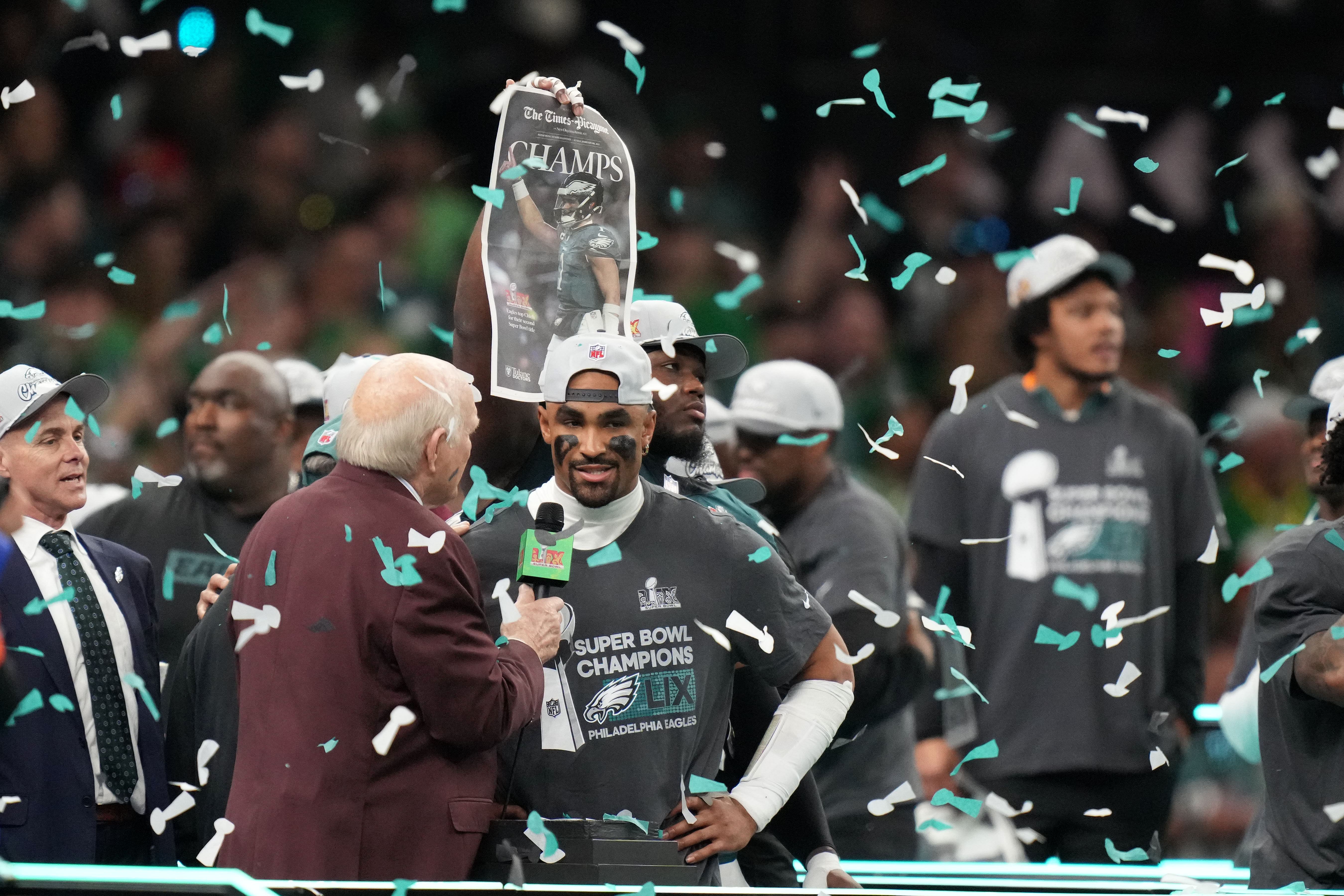 Philadelphia Eagles players celebrate after defeating the Kansas City Chiefs in Super Bowl LIX - Source: Imagn