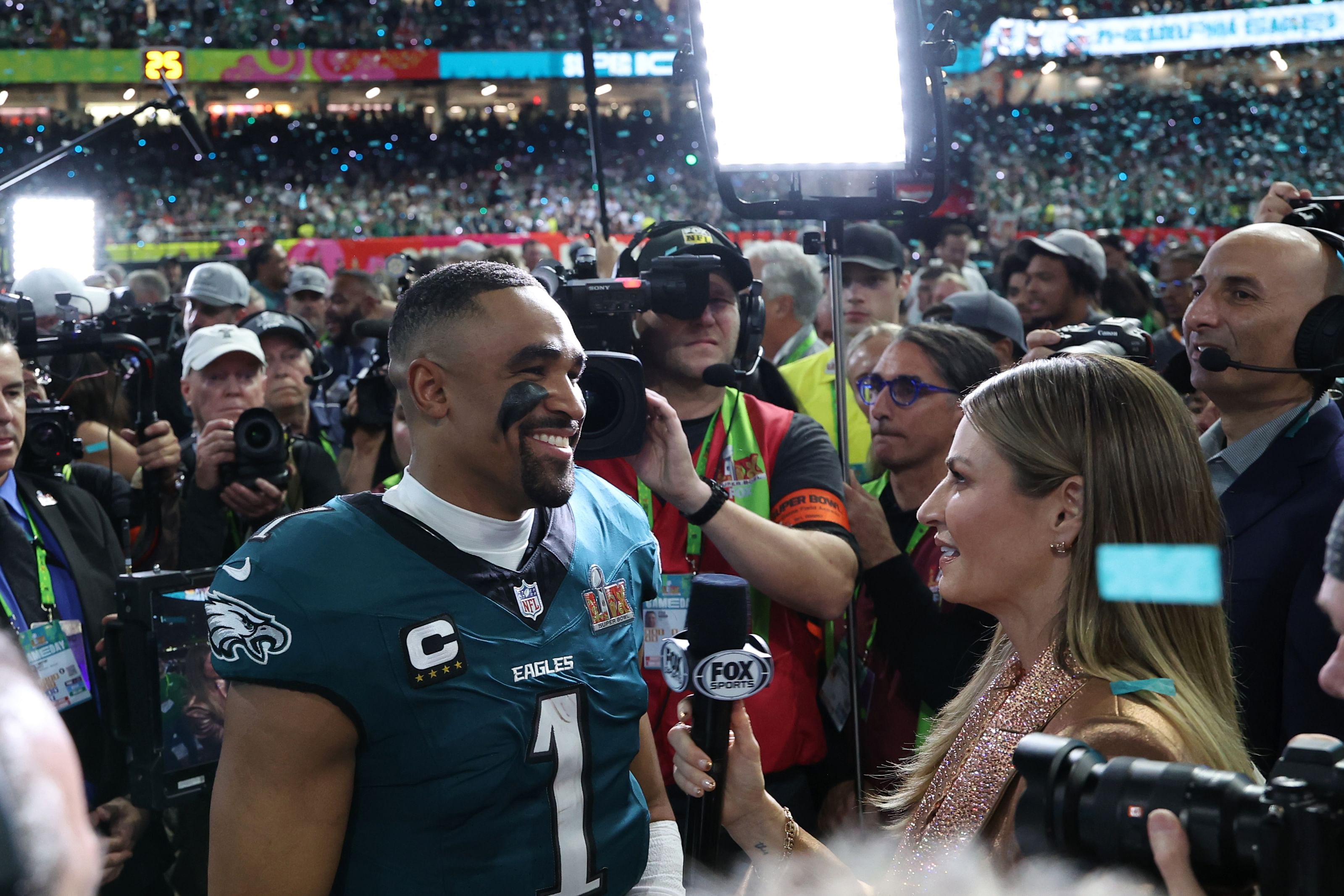 Erin Andrews claps back at fans for creating false narrative around Jalen Hurts Super Bowl interview Mandatory Credit: Geoff Burke-Imagn Images - Source: Imagn