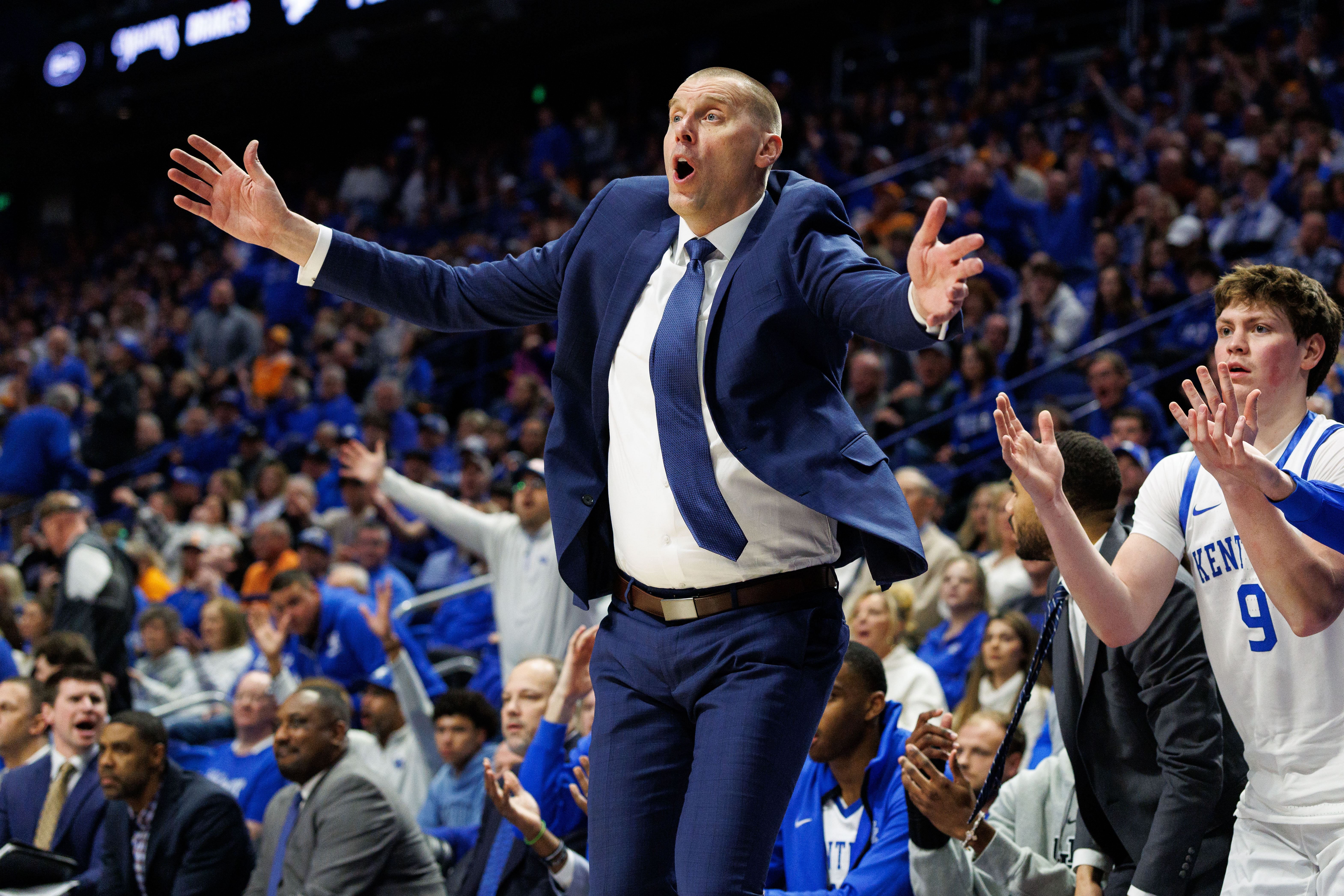 Kentucky Wildcats head coach Mark Pope reacts to a call by a referee during the second half of their game against the Tennessee Volunteers at Rupp Arena. Photo: Imagn