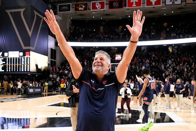 Bruce Pearl plans to deploy Memphis 2008 game strategy to shut down Nate Oats' high-powered Alabama offense
