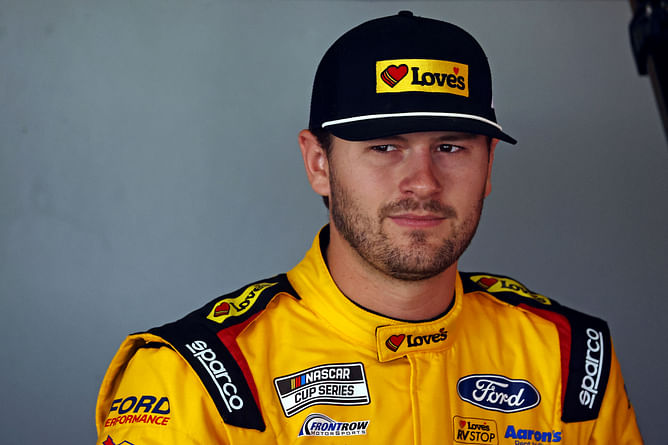 "I'm just not athletic whatsoever": Todd Gilliland reflects on trying out 'real sports' in interview with comedian Josh Mancuso