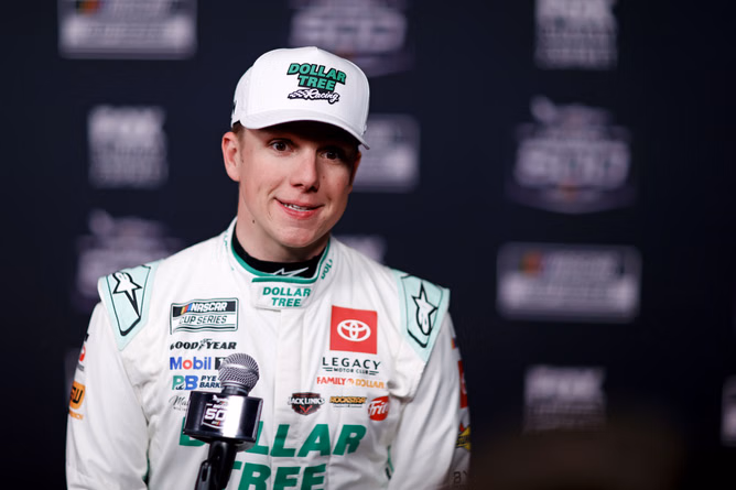 “Aquarium with the fam”: Jimmie Johnson-led LMC driver John Hunter Nemechek spends quality time ahead of the Atlanta Cup race