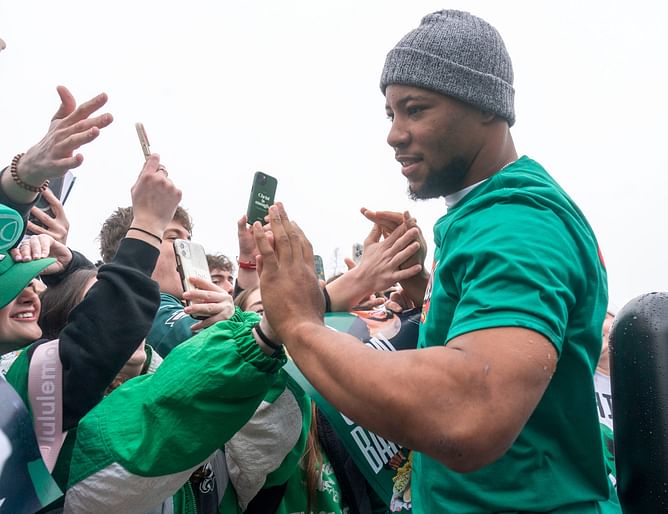 "I might be having too much fun": Saquon Barkley soaks in Eagles' parade after clinching first Super Bowl title