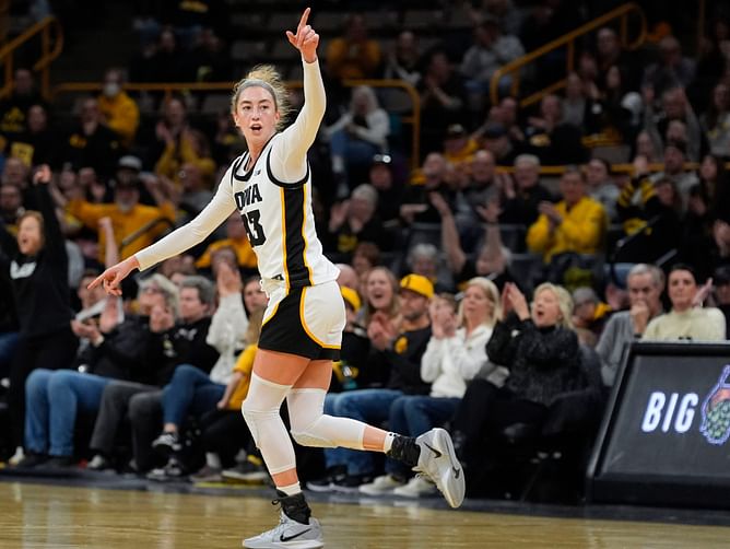 IN PICS: Iowa star Lucy Olsen celebrates Valentine's Day by sharing a cute pic with BF Grayson Herr