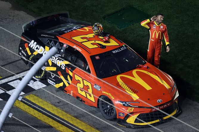“If you’re going to throw yellow for Blaney; you have to throw yellow for f**ing 20 car”: Bubba Wallace’s spotter slams NASCAR’s controversial call