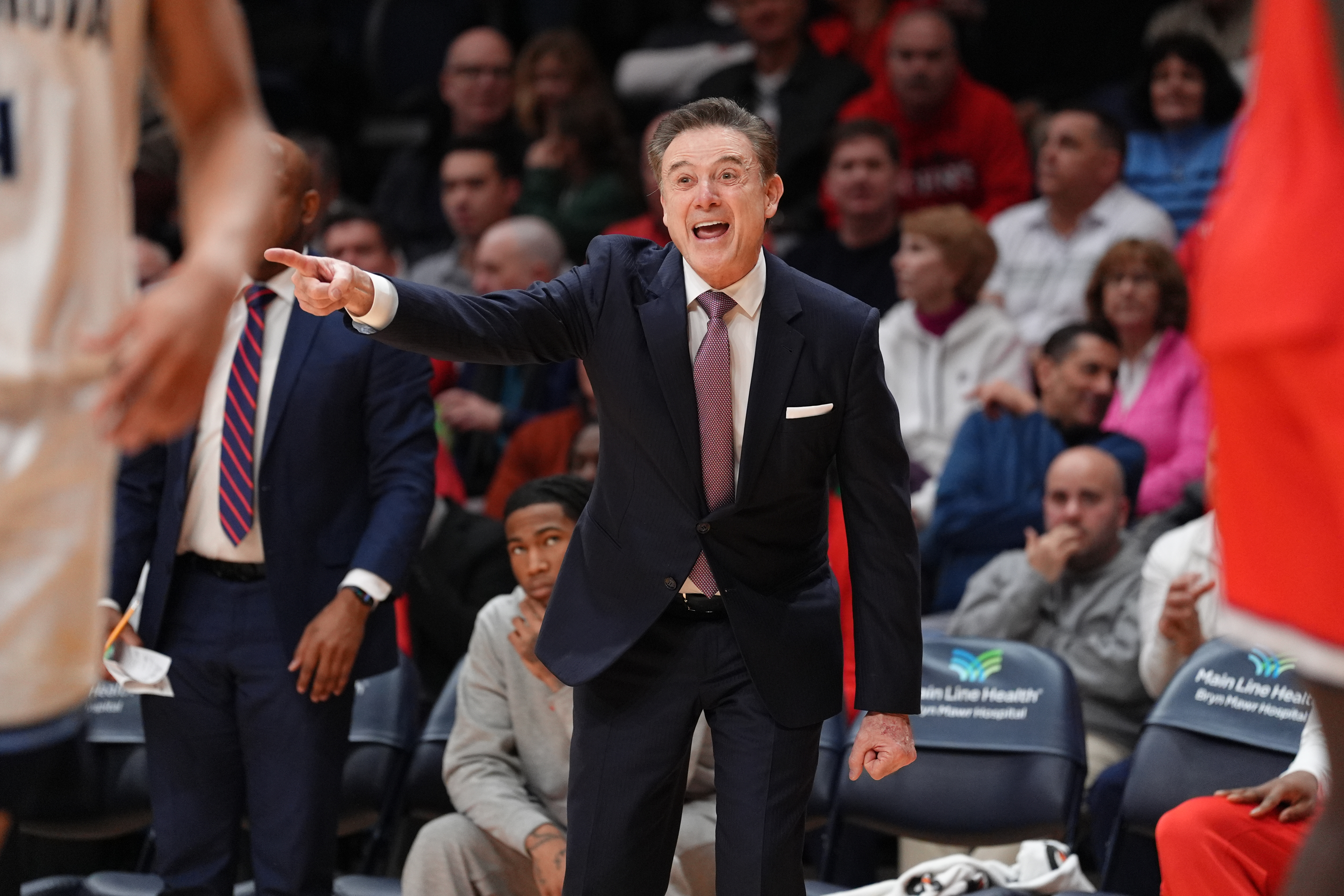 "Kentucky of the East": 2x National Champ Rick Pitino lauds St. John's fans amid historic season