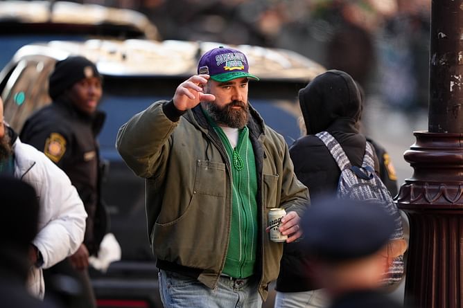 Eagles legend Jason Kelce claims Philadelphia's parades are in a league of their own