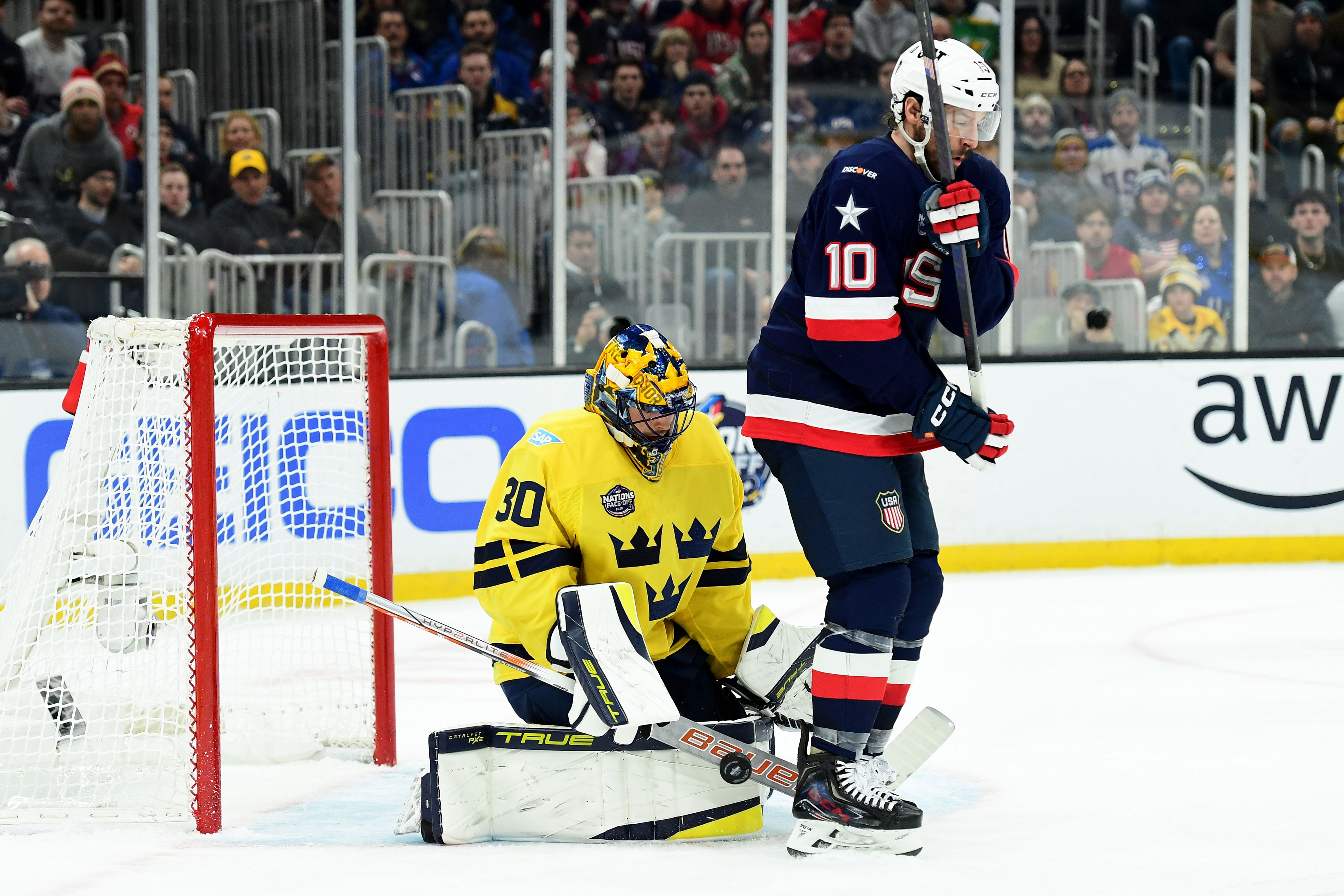 NHL: 4 Nations Face Off-Sweden vs USA - Source: Imagn