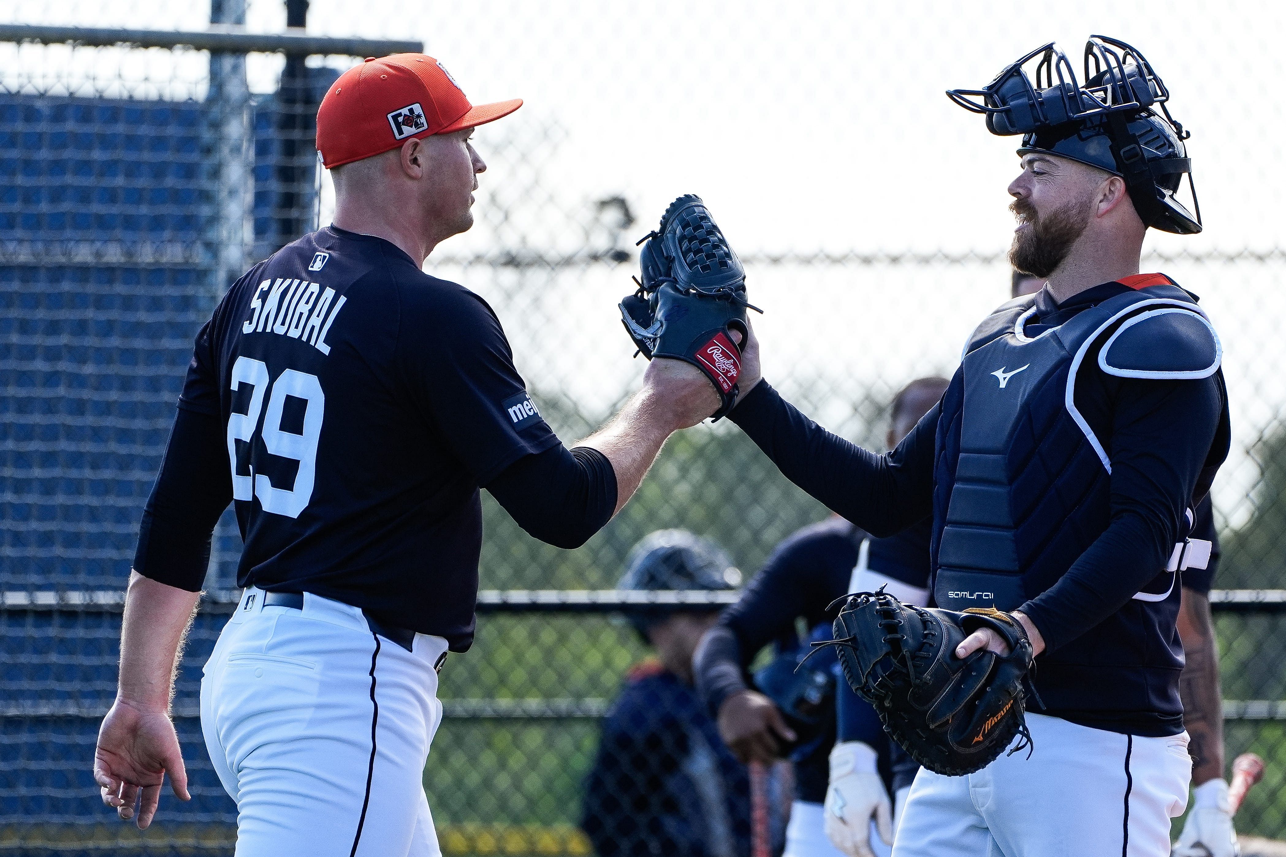 Tarik Skubal gifted a watch to Tigers catcher Jake Rogers in spring training (Image Source: IMAGN)