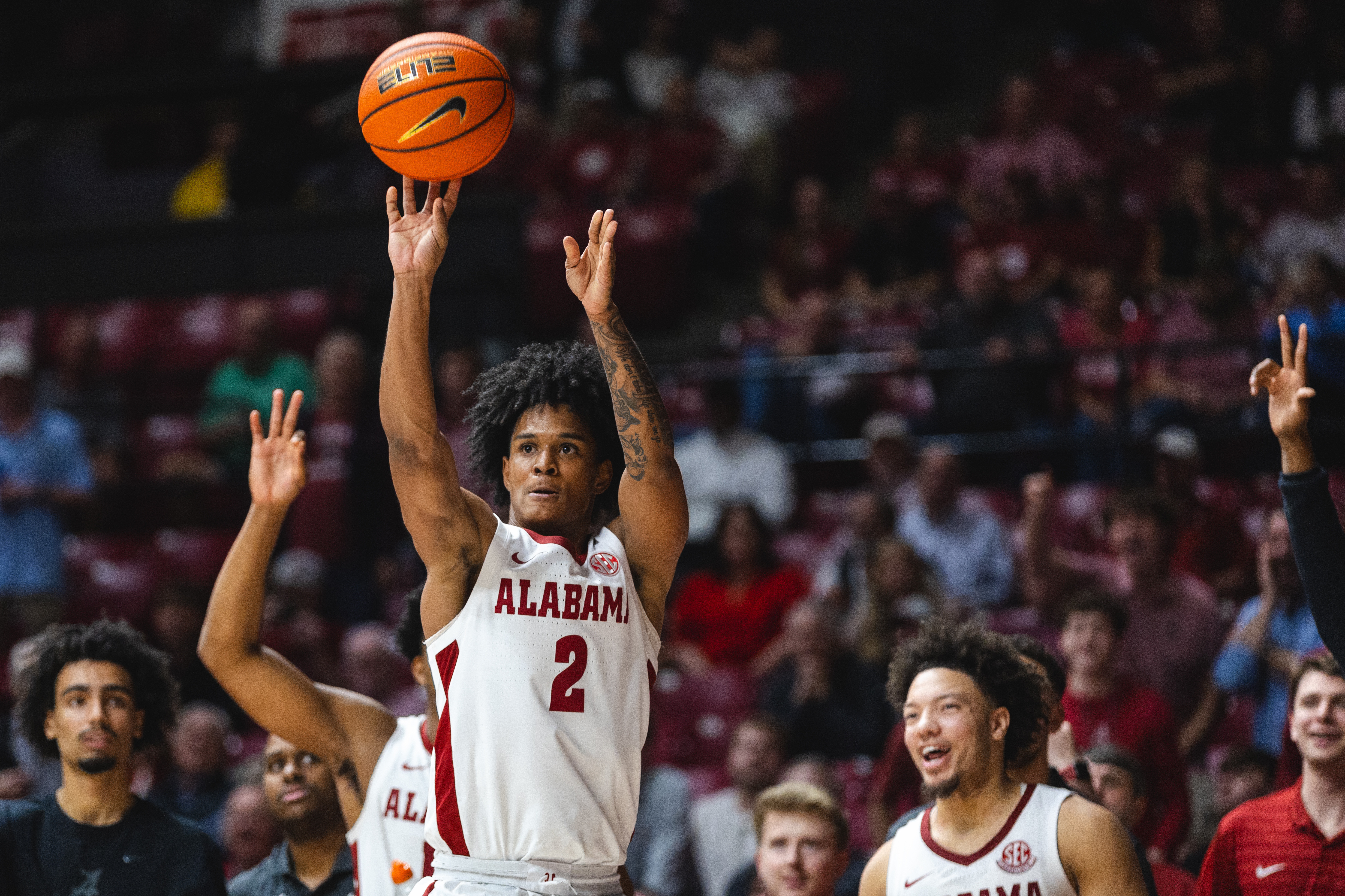 "Most complete performance of the season": Analyst raves about No. 6 Alabama as Crimson Tide records impressive 111-73 win over No. 24 MSST