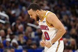"Mfs was really calling him washed" - NBA fans in awe of Steph Curry after Warriors star explodes for 56 on 12 3-pointers