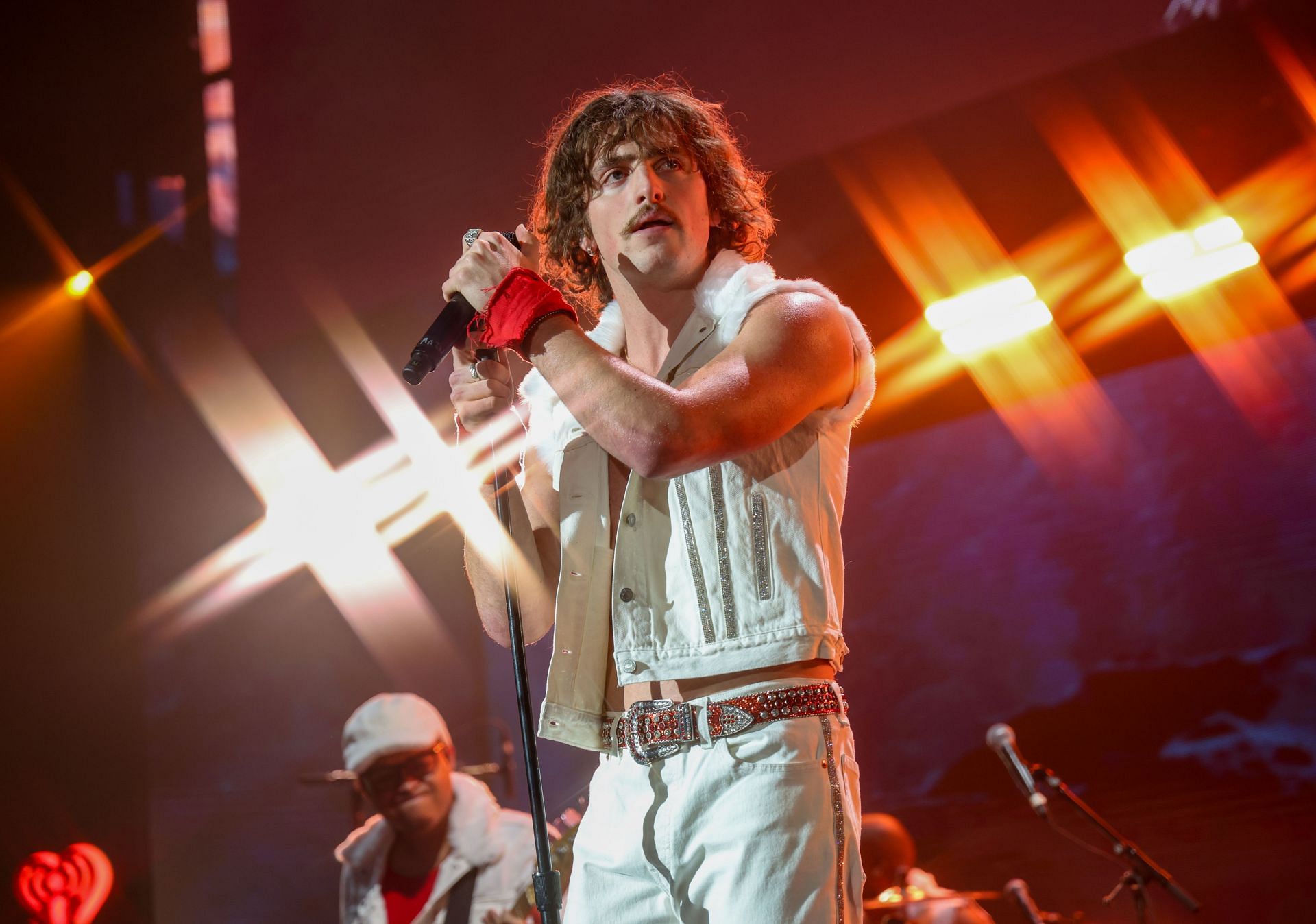 At the iHeartRadio Y100&#039;s Jingle Ball 2024 Presented By Capital One (Image via Getty)