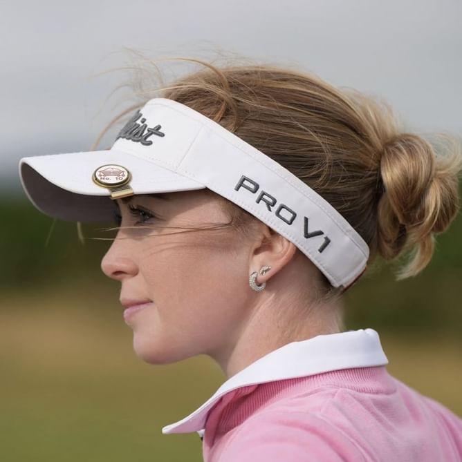 Star influencer Grace Charis shares slow-motion swing video with 3.7M followers: “One swing at a time”