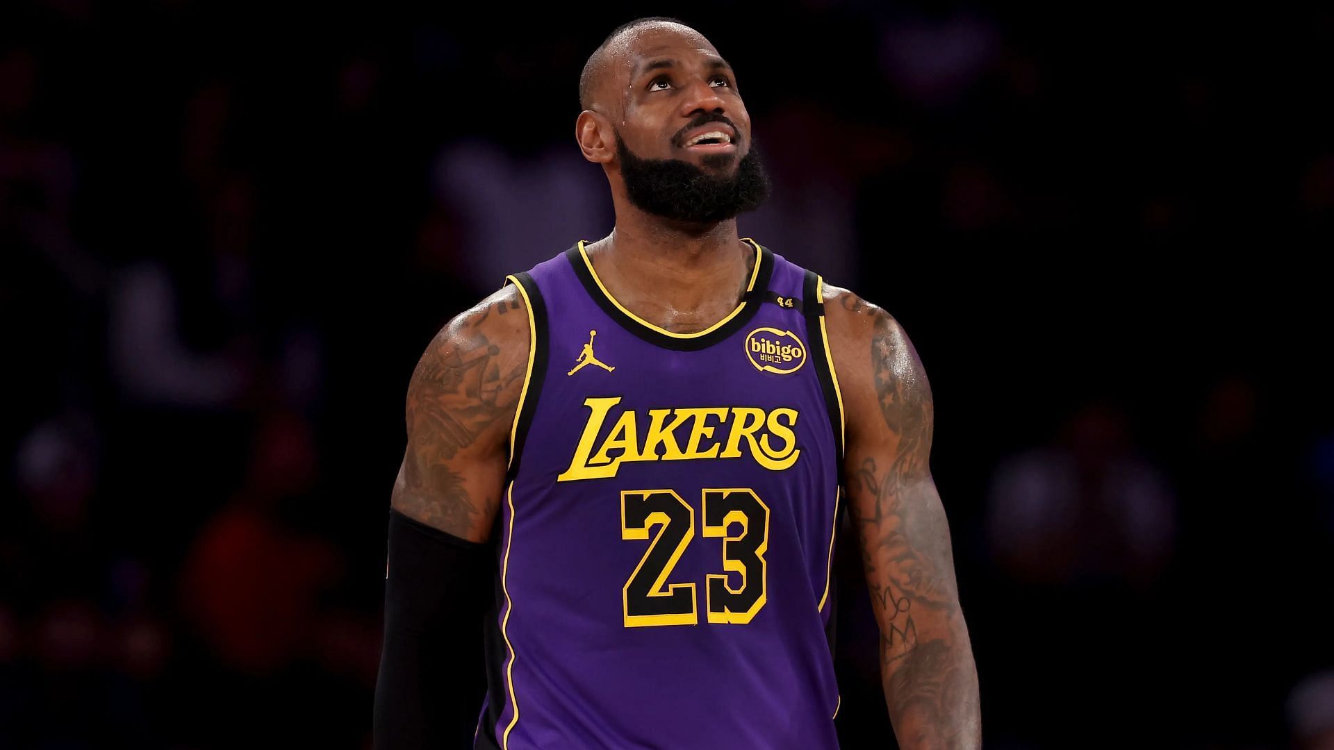 Can the Lakers trade LeBron James without his consent? (Photo: IMAGN)