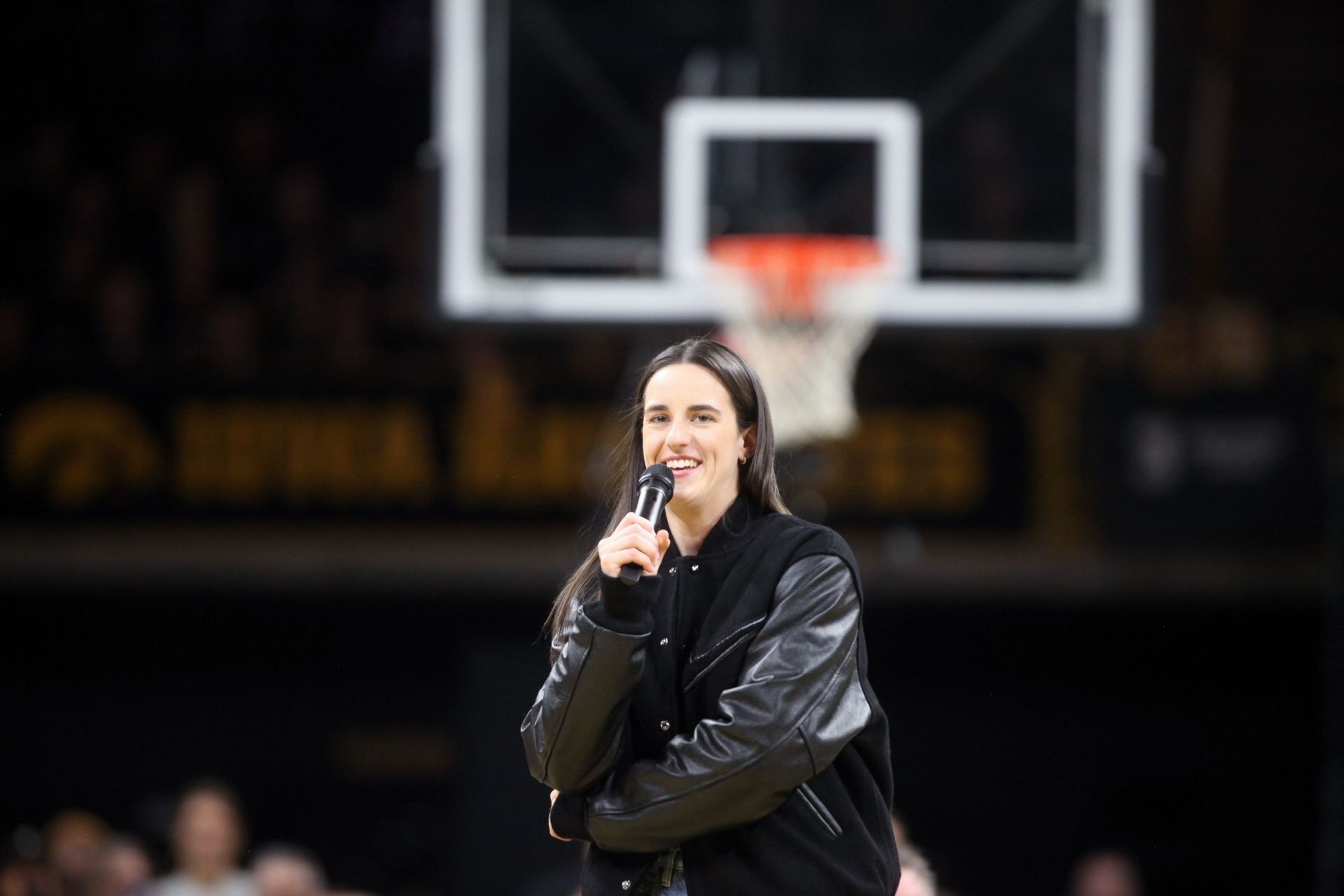 WNBA social media handle shares two-word reaction to Caitlin Clark's inspiring new ad for Nike