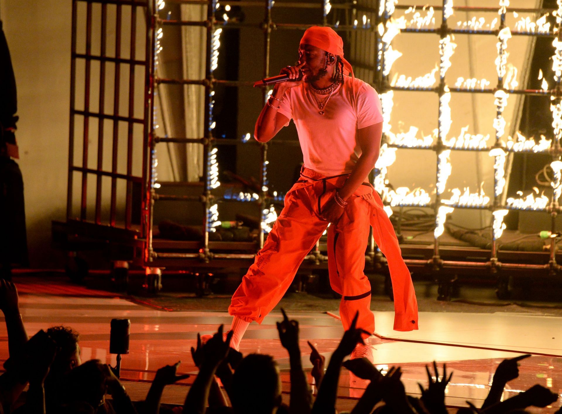 2017 MTV Video Music Awards - Roaming Show - Source: Getty