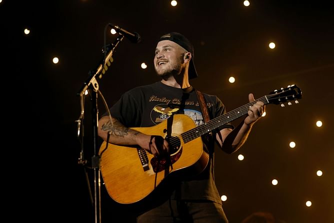 Who is Zach Bryan? Grammy-winning country singer gets involved in a bar altercation over Ray-Ban Meta glasses