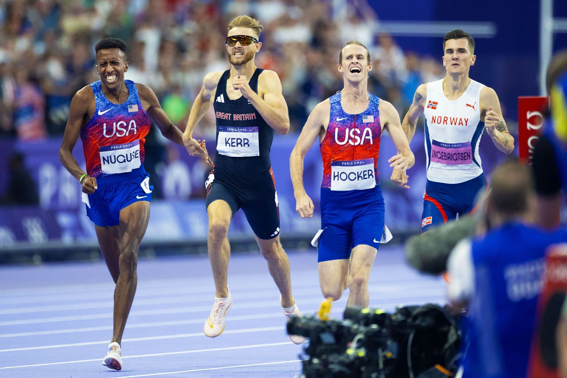 Josh Kerr competes in the 1500m finals at the Olympic Games-Paris 2024 - Source: Getty