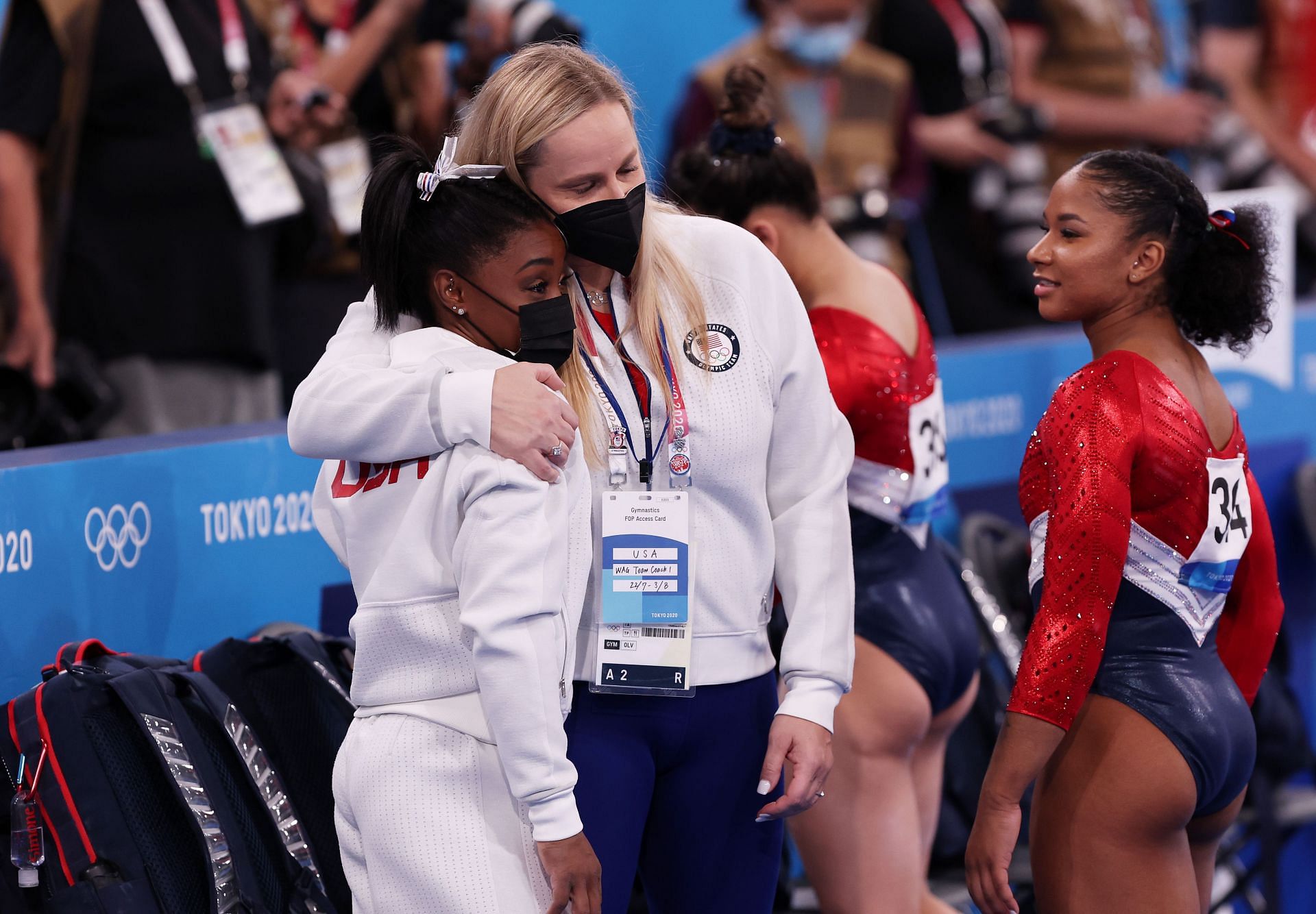 Landi at the Ariake Gymnastics Center with Simone Biles on the fourth day of the 2020 Olympics (Image via: Getty Images)