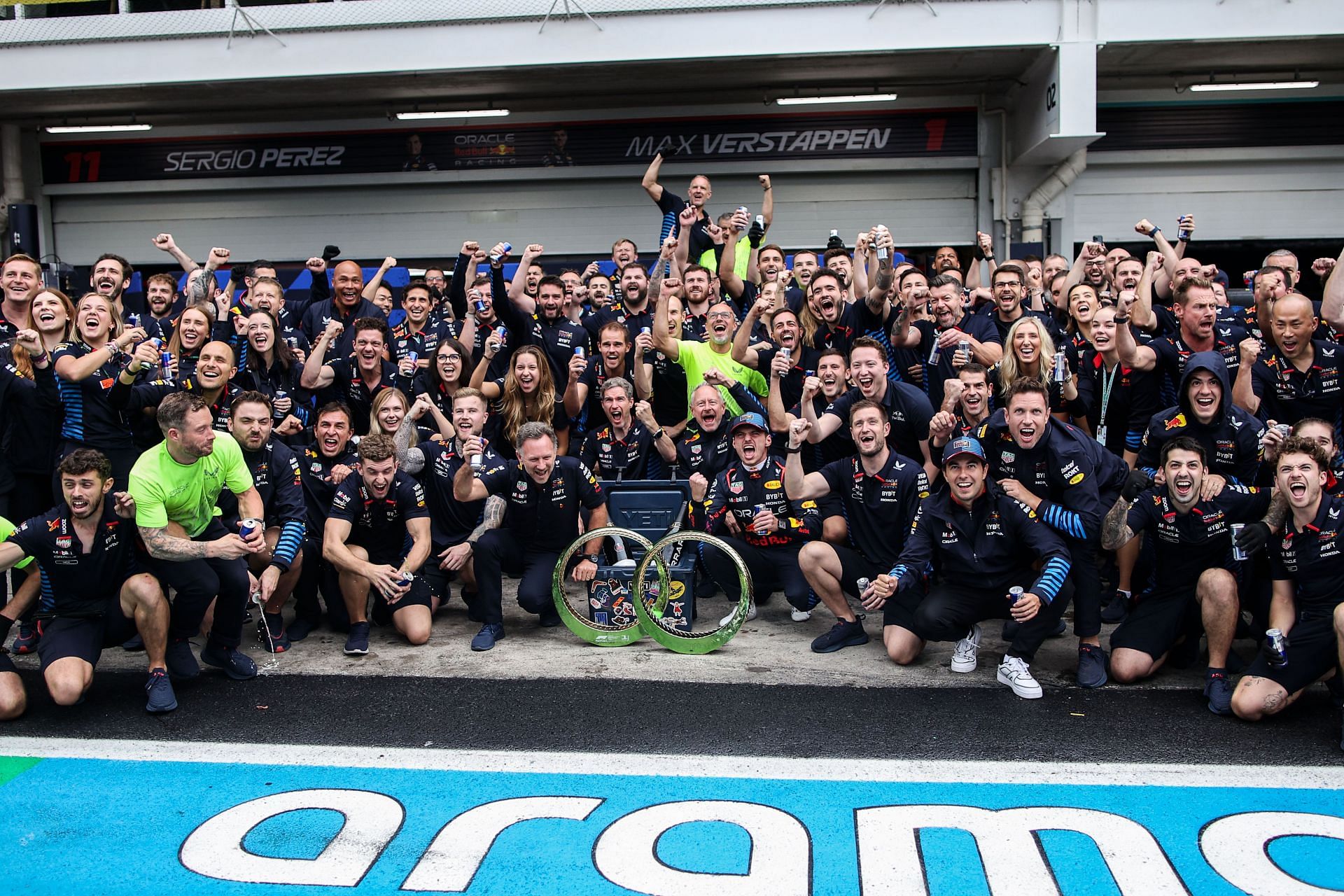 Christian Horner, Team Principal of Red Bull Racing, Max Verstappen, Sergio Perez, Jonathan Wheatley, Team Manager of Red Bull Racing, and Pierre Wache, Technical Director of Red Bull Racing, pose for a portrait after the Formula 1 Grand Prix of Brazil - Source: Getty