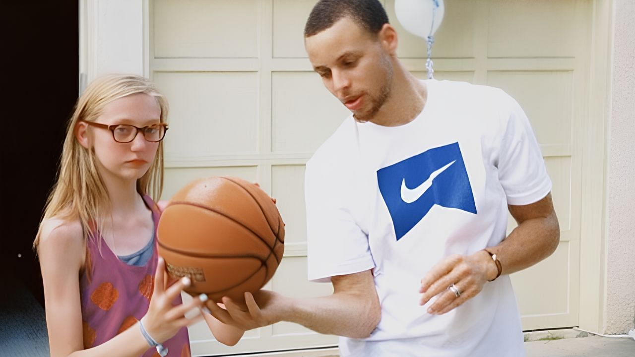 Cameron Brink is getting tips from godbrother Stephen Curry. (Credits: IG/Cameron Brink)