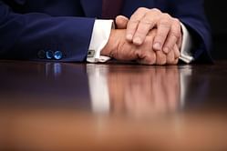 “Did he shake hands with Thor?” — Netizens react as White House releases statement about mysterious bruise on Donald Trump’s hand