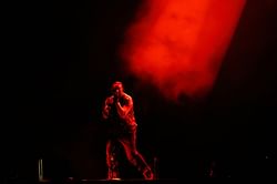 "Drake x Suki ???" — Internet wonders who the female rapper is on Drizzy's unreleased track that did not make it on $$$4U, posted via Plot Twist
