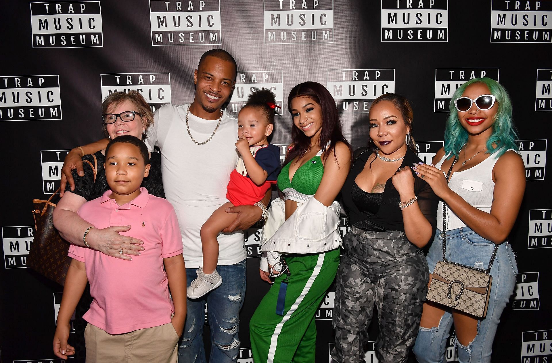 (From left) Major, Heiress, Deyjah, &amp; Zonnique with their parents, (Photo by Paras Griffin/Getty Images)