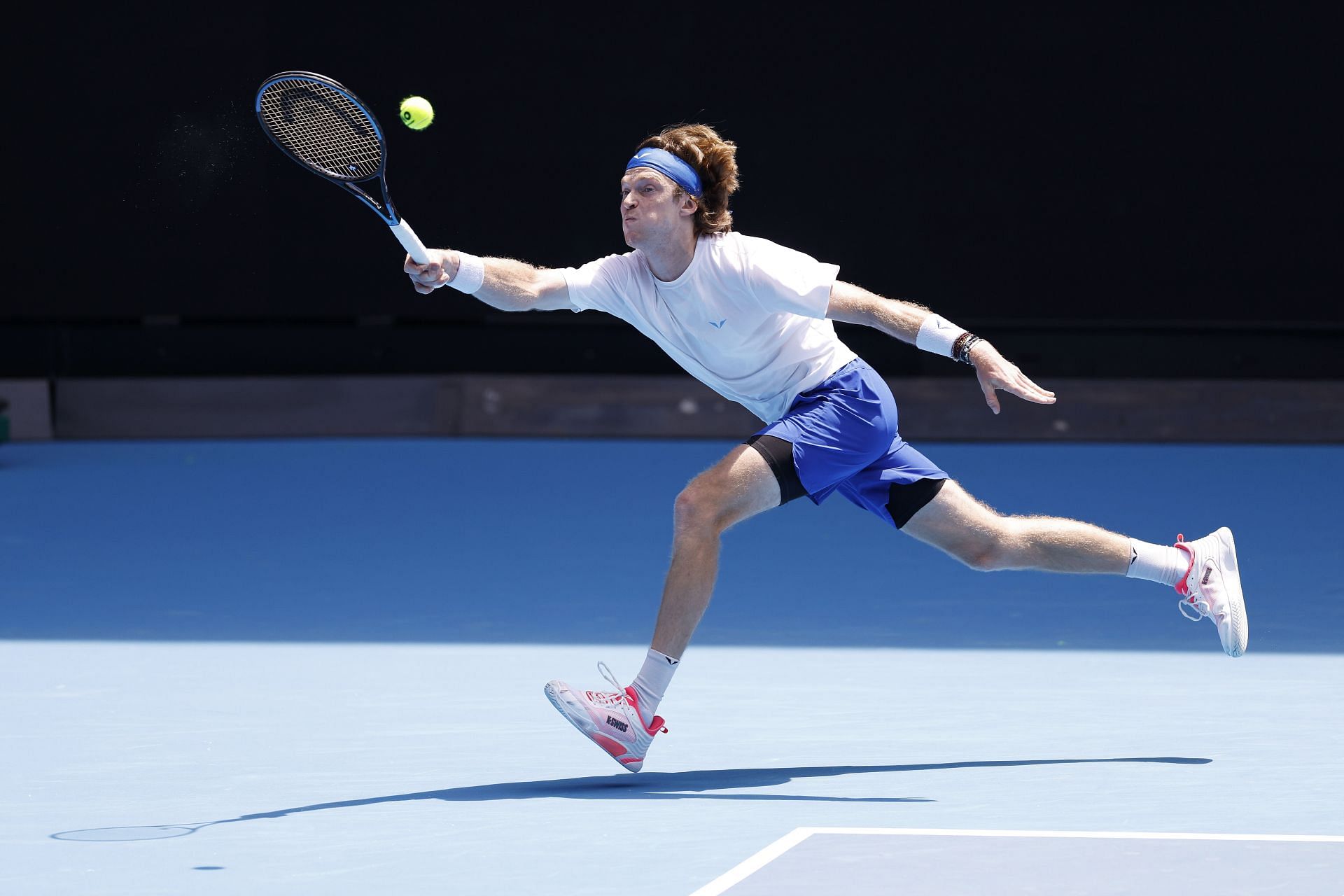 Rublev plays a running forehand in the 2025 Australian Open - Source: Getty