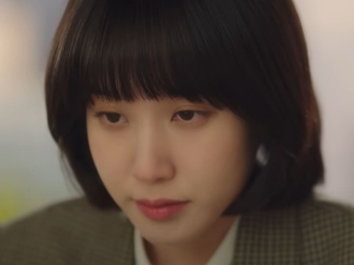 Park Eun-bin stars as Woo Young-woo in Extraordinary Attorney Woo (Image via YouTube/Netflix K-Content)