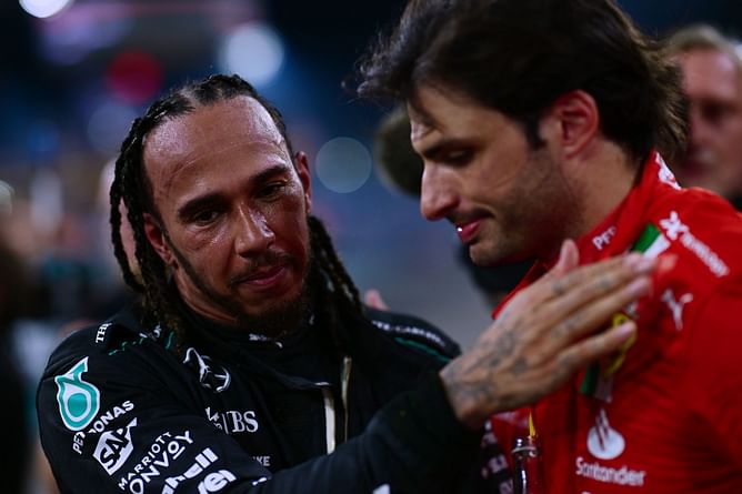 "I was 99% sure that I would continue with Ferrari": Carlos Sainz pulls back the curtain on why the Lewis Hamilton news was tough for him