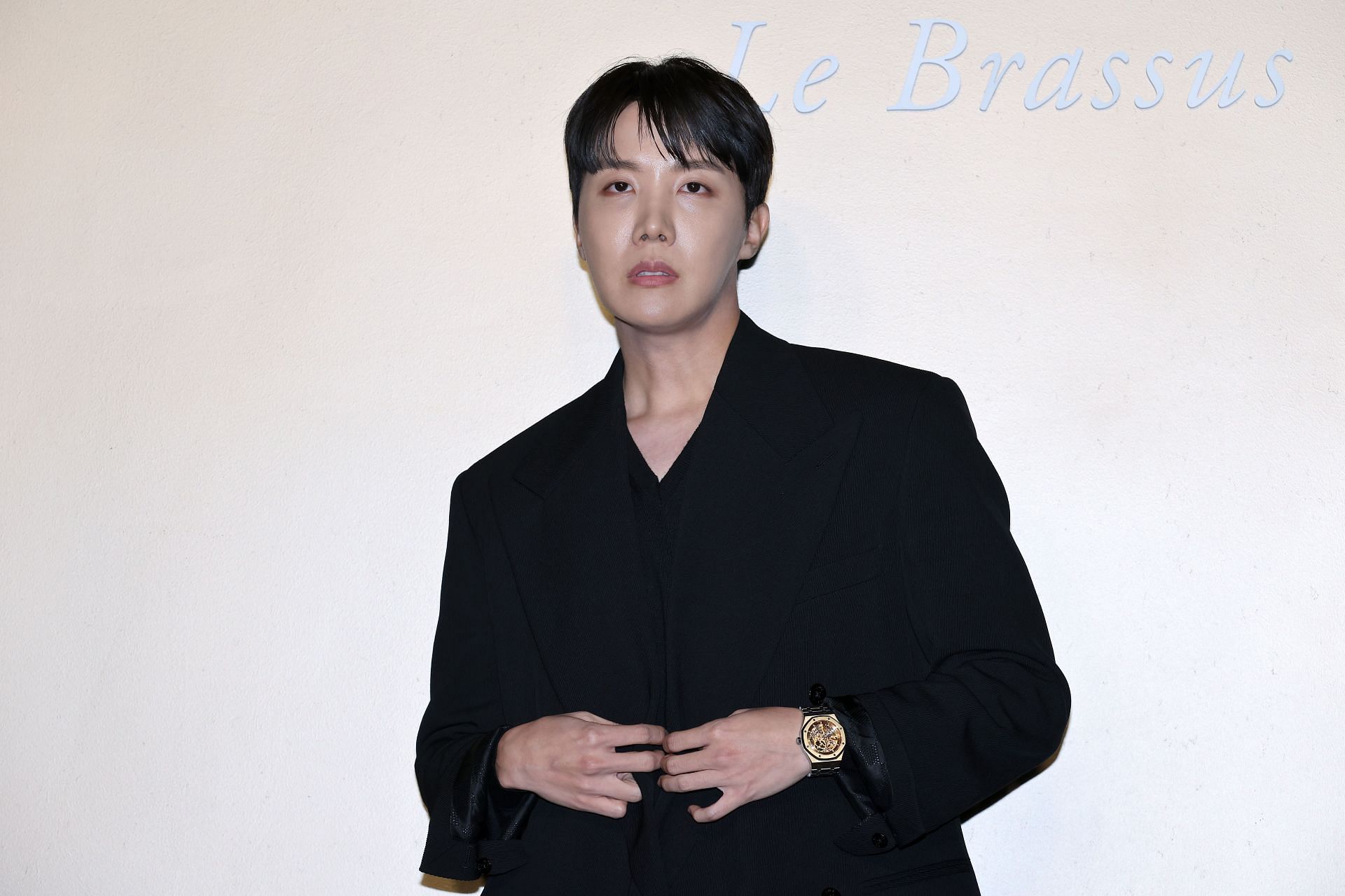 BTS' j-hope poses for a photocall for Audemars Piguet Korea AP House Seoul flagship store opening on November 22, 2024 in Seoul, South Korea (Image via Getty)