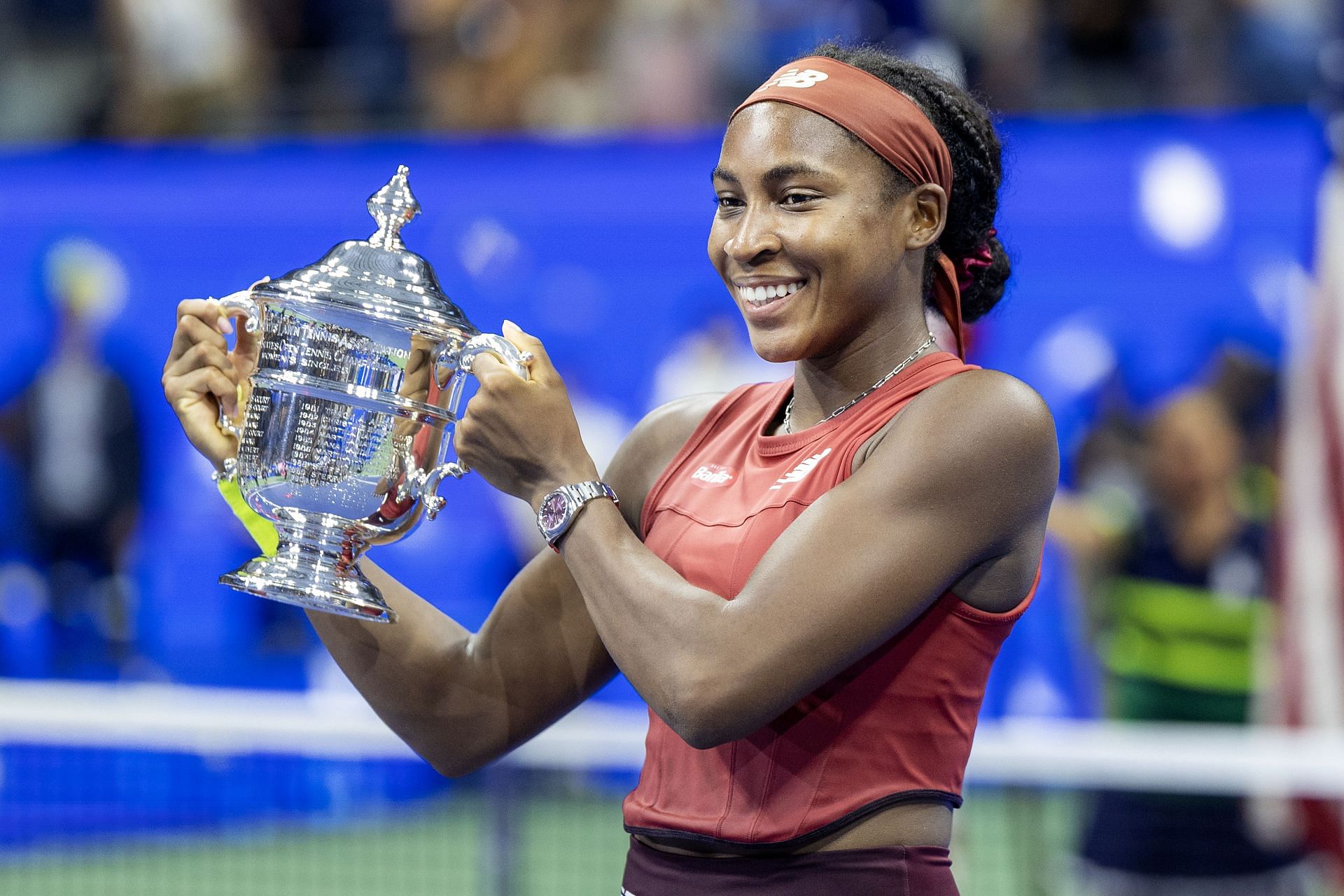 Coco Gauff with her trophy at the US Open 2023 - Source: Getty