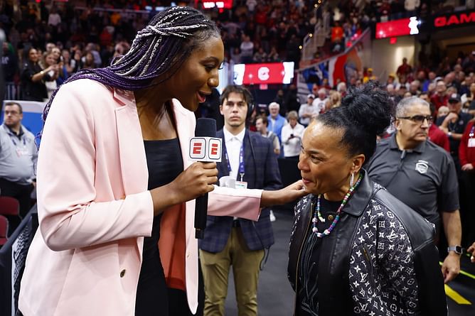 Aliyah Boston drops 5-word reaction as Dawn Staley celebrates trailblazing legacy with major announcement