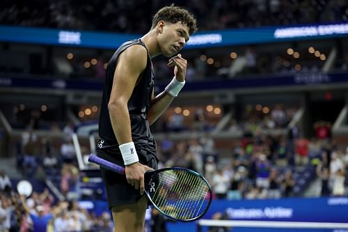 Ben Shelton performing the 'dialed-in' celebration at the 2023 US Open (Source: Getty)