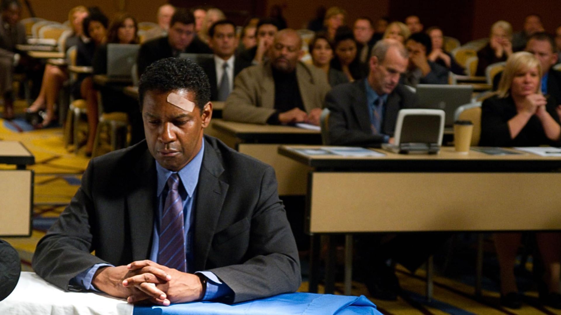 A still from  Denzel Washington&rsquo;s film, Flight 