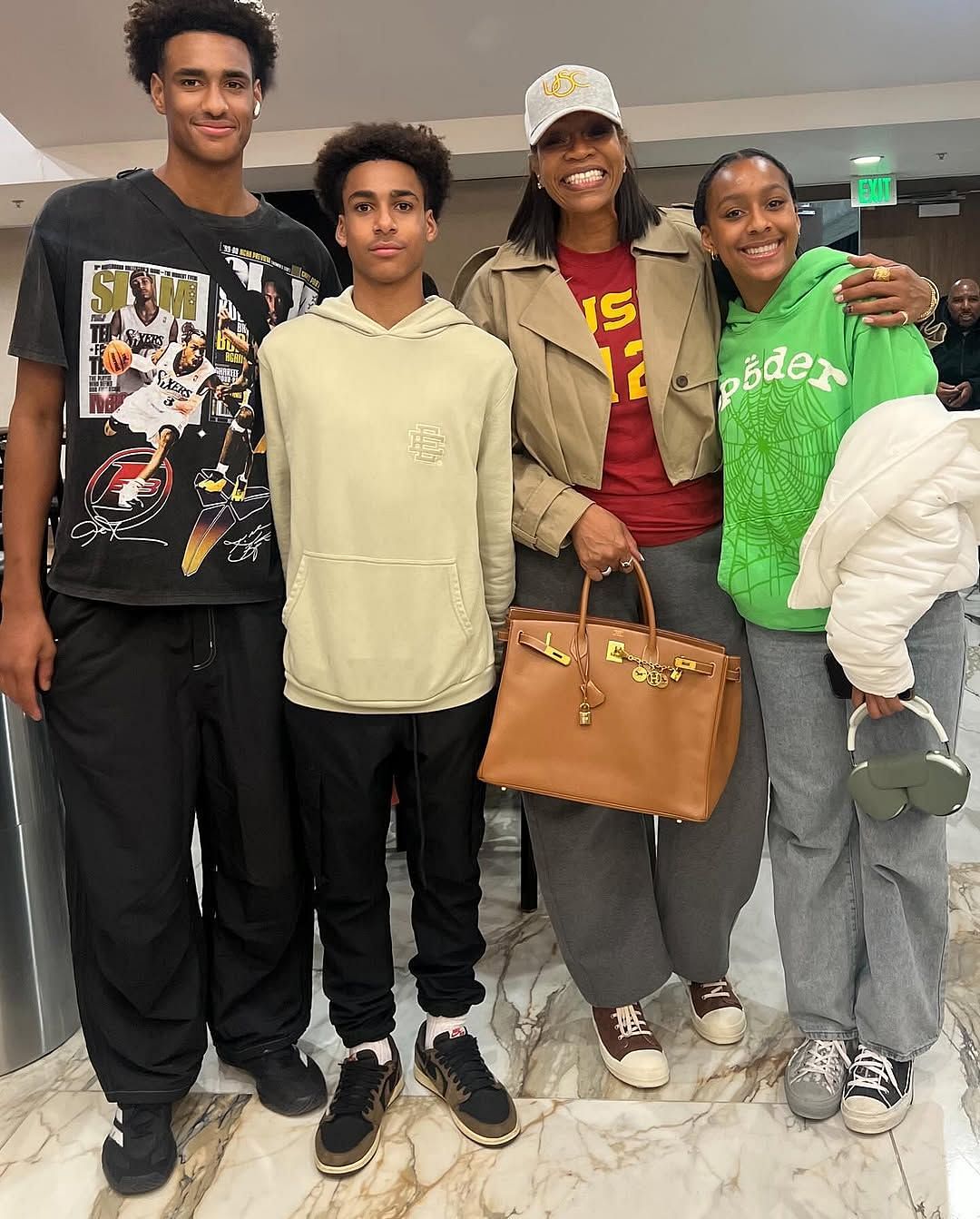 IN PICS: Gilbert Arenas&#039; ex Govan shares USC vs. UCLA game day moments with Kevin Hart and her children (Image: IG/lauramgovan)