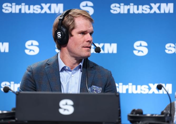 Greg Olsen sets record straight on Tom Brady amid rumored rift with $375,000,000 Fox analyst