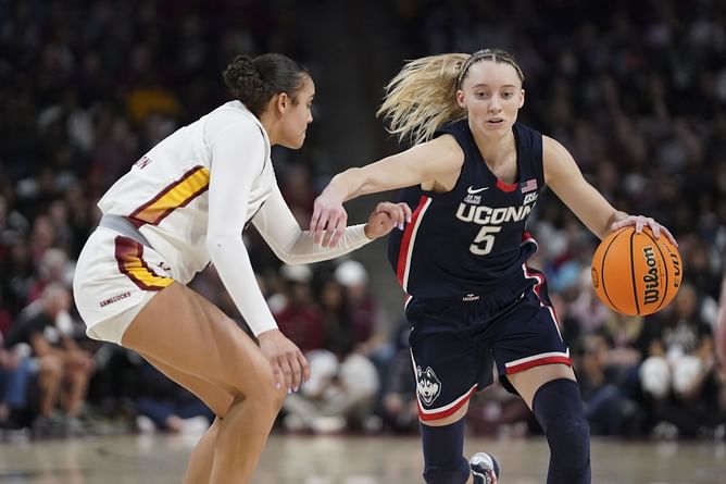 Paige Bueckers said key target was to "throw the first punch" at Dawn Staley's South Carolina