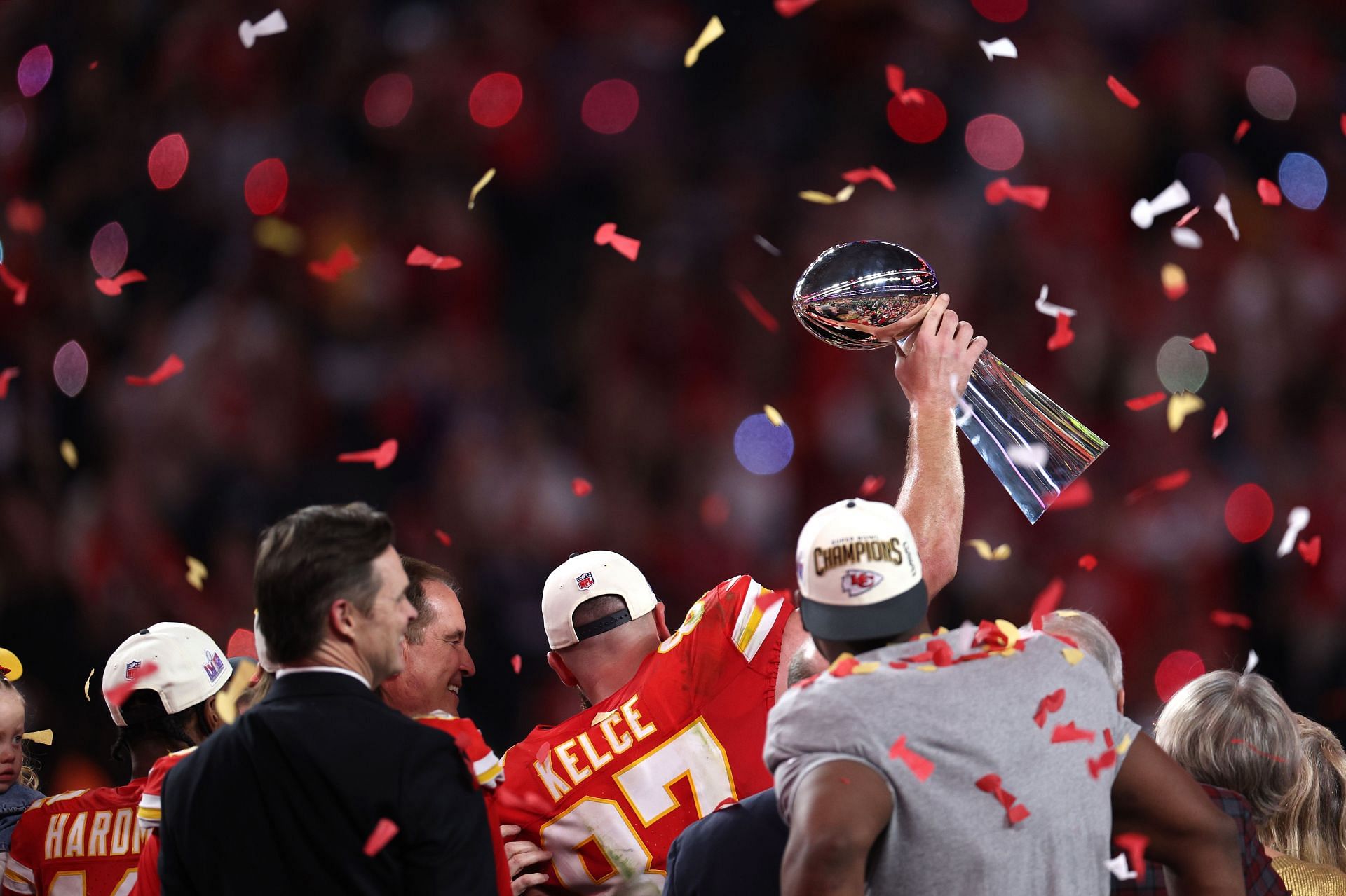 5 Super Bowl games that turned out to be nail-biting contests feat. Chiefs vs 49ers Super Bowl LVIII