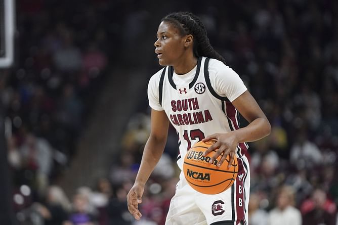 "People see that I'm really trying": MiLaysia Fulwiley thanks Arkansas HC for appreciation