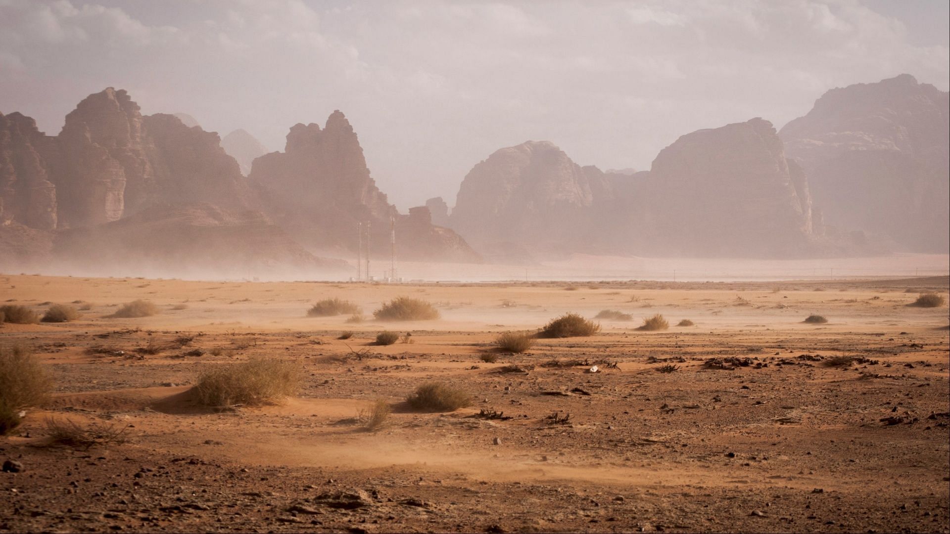 In the docuseries Wicked Game The Devil in the Desert, the victim was abducted and zip-tied in a road side in the desert (Image via Juli KosolapovaUnsplash)