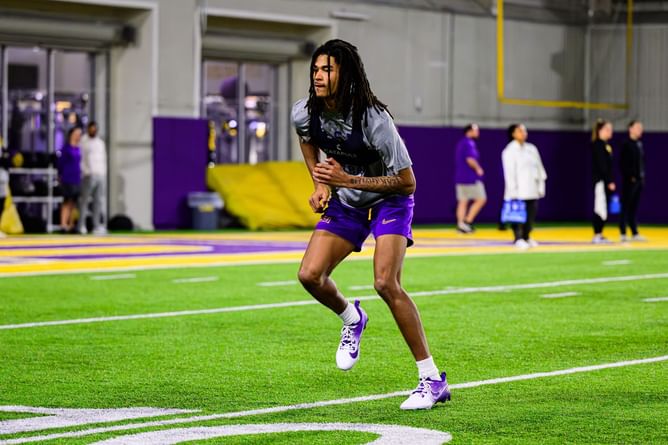 5-star LSU enrolee DJ Pickett shares his condolences for recently deceased 18-year-old freshman Dillon Reidenauer