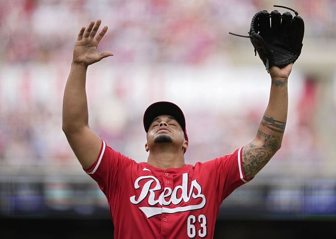 Fernando Cruz's 1-word reaction to becoming a Yankees player