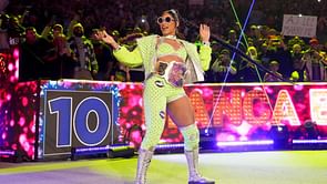 Bianca Belair breaks character to laugh at WWE rival mid-match at the Royal Rumble